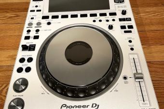 Pioneer DJ XDJRX3 Pioneer DDJREV7 DJ Kontroler Pioneer XDJ XZ Pioneer DDJ 1000 Shure BLX288SM58 Combo M17